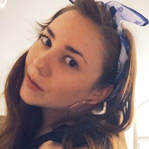 Meet your Posher, Jenna